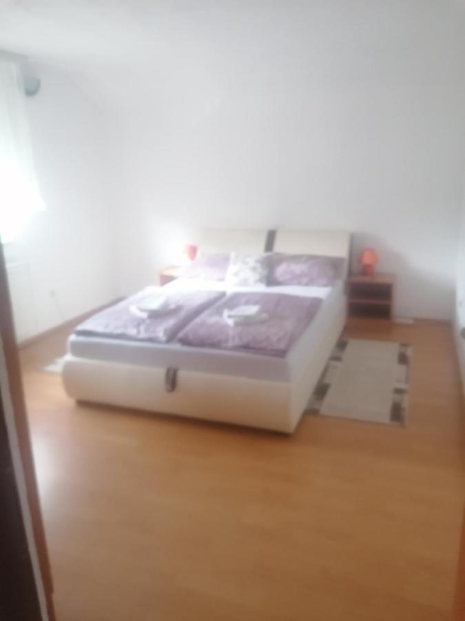 Apartment Jopa Кореница Экстерьер фото