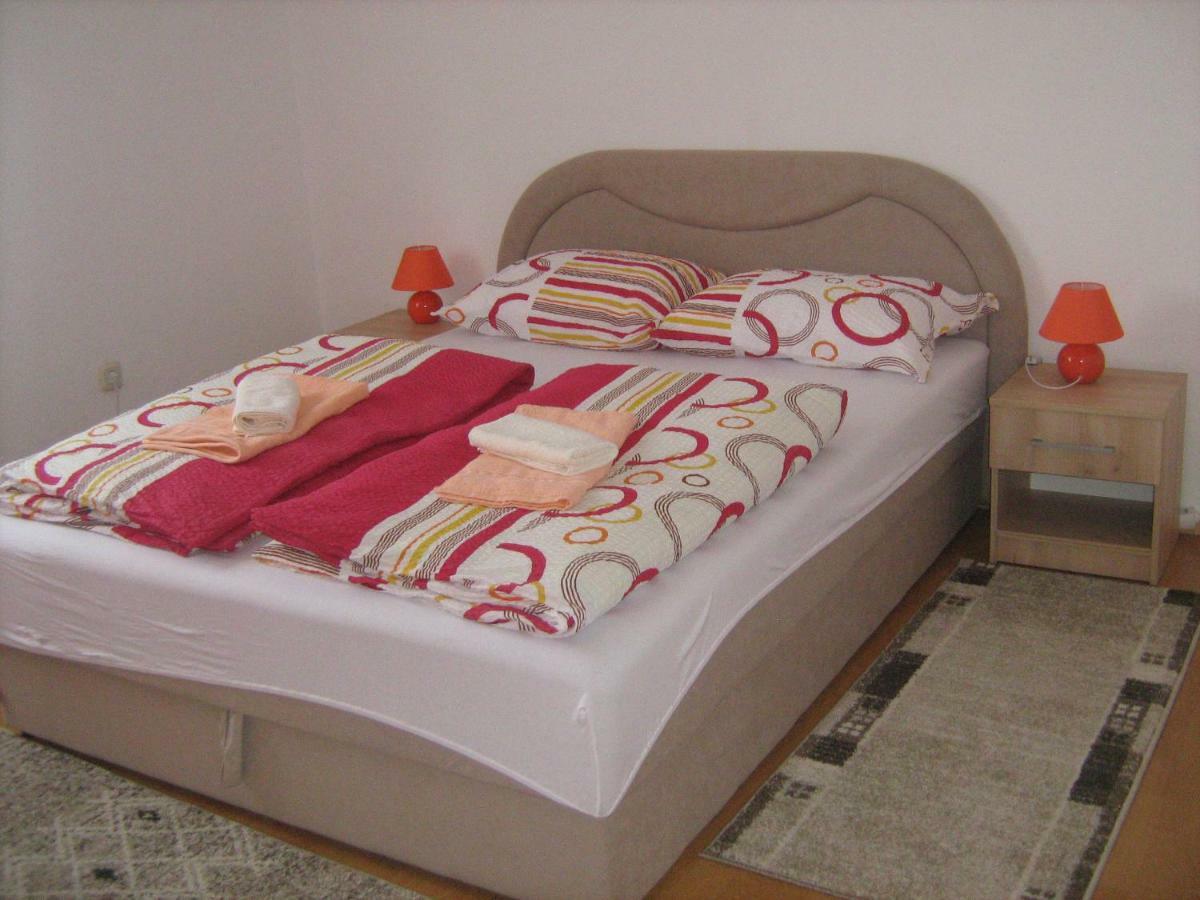 Apartment Jopa Кореница Экстерьер фото